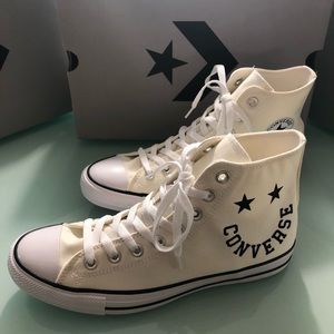 Limited edition Converse Chuck Taylor Cream black